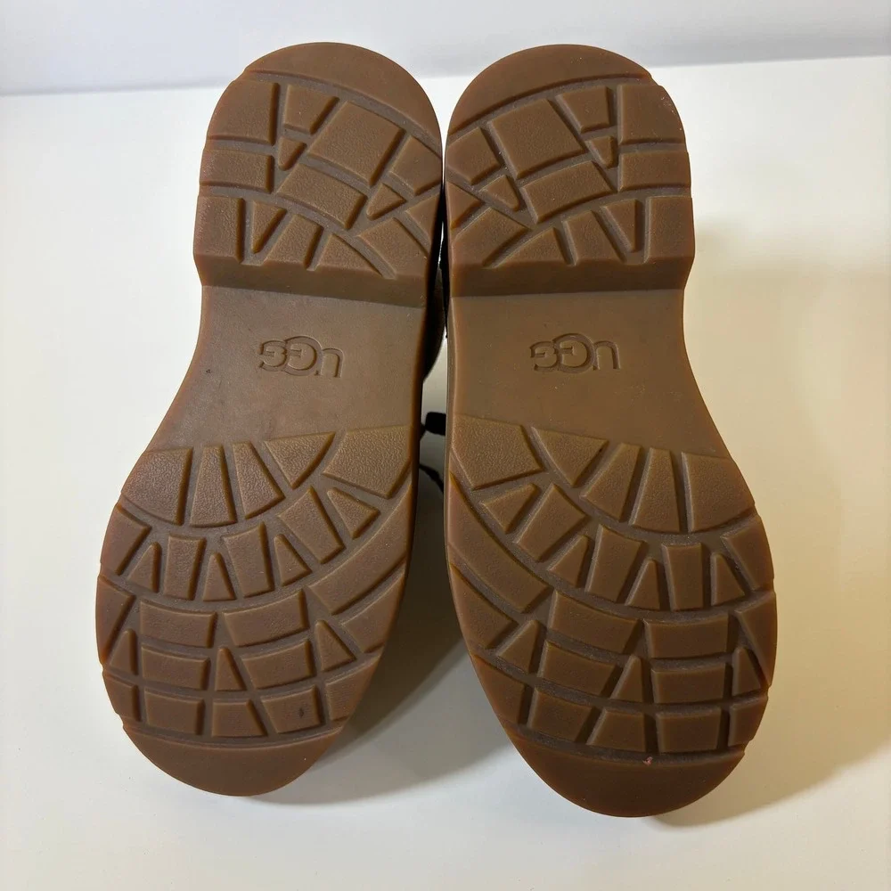 UGG Kids Chelham Moc‎ Toe Clima Moda Suede Lug Sole Boots Size 2 Brown Unisex